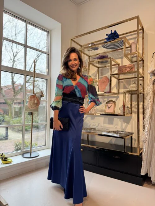 Avondjurk koningsblauw