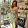 Prachtige pistache groene jurk met glitters